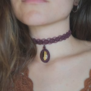 Gargantilla con Ojo de Tigre burdeos
